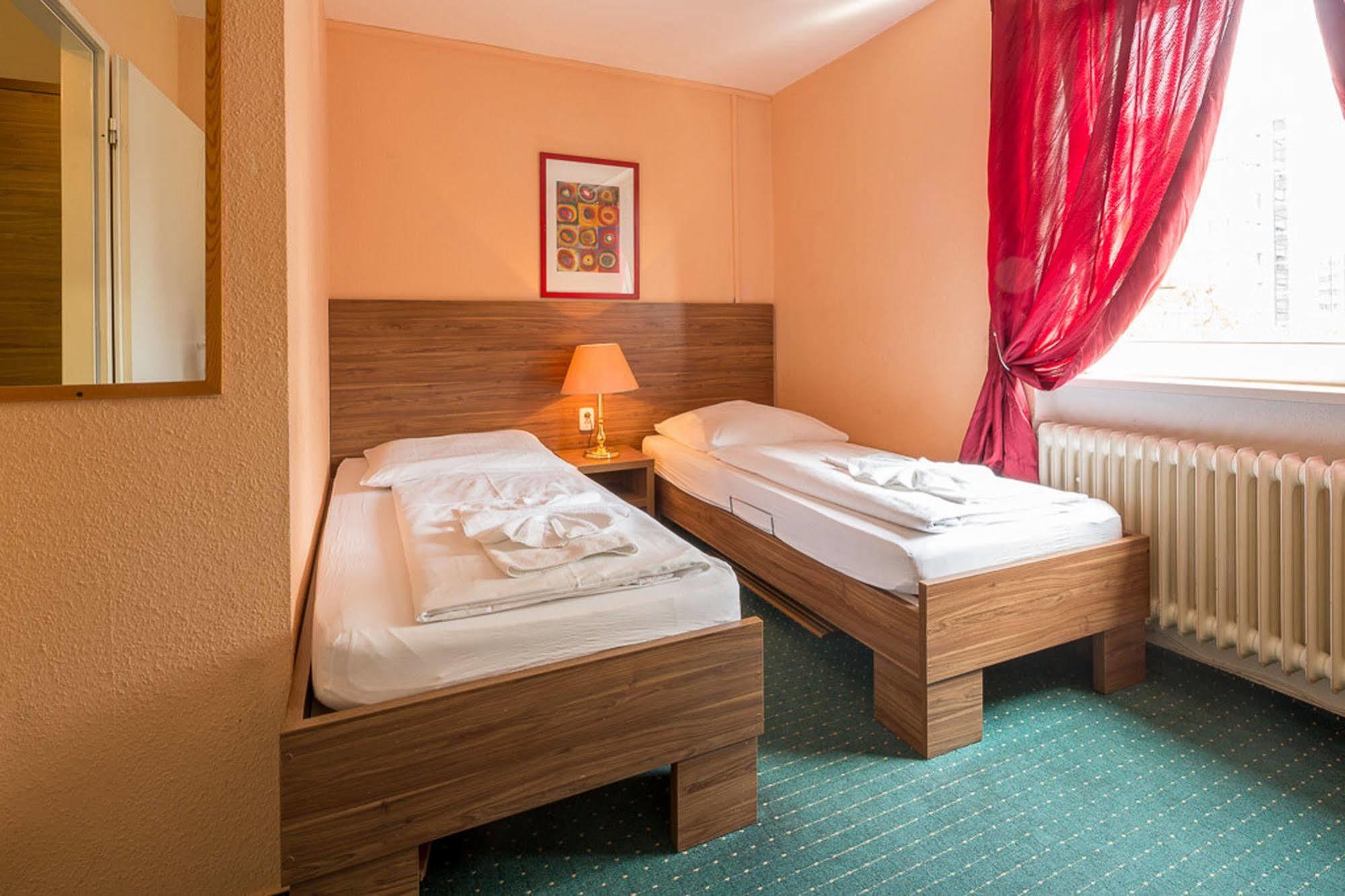 ברלין City Hotel Ansbach Am Kadewe מראה חיצוני תמונה